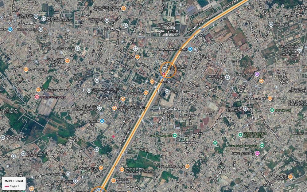 Ga Thủ Đức của tuyến metro số 1 giữa trục Võ Văn Ngân và Lê Văn Việt, cạnh Vincom Plaza và Saigon Gateway